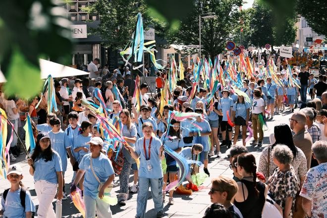 Teilnehmende Kinder am Maientagsumzug